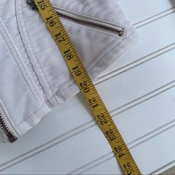 Abercrombie & Fitch Cream Corduroy Denim Jacket - Picture 12 of 12